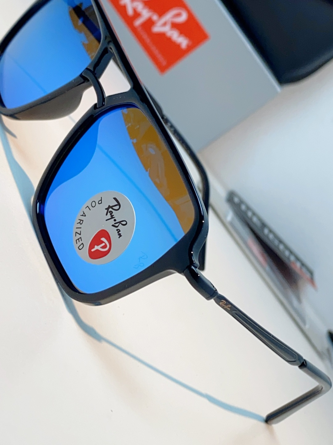 RayBan雷朋 2026新款偏光复古双梁大方框：经典飞行员双梁+方形大框设计，超显脸小，完美修饰方圆脸