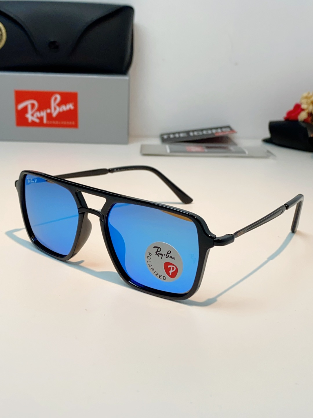 RayBan雷朋 2026新款偏光复古双梁大方框：经典飞行员双梁+方形大框设计，超显脸小，完美修饰方圆脸