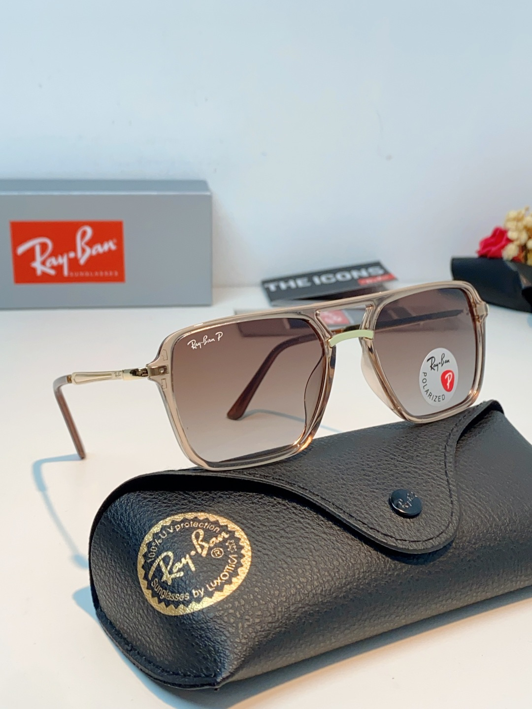 RayBan雷朋 2026新款偏光复古双梁大方框：经典飞行员双梁+方形大框设计，超显脸小，完美修饰方圆脸