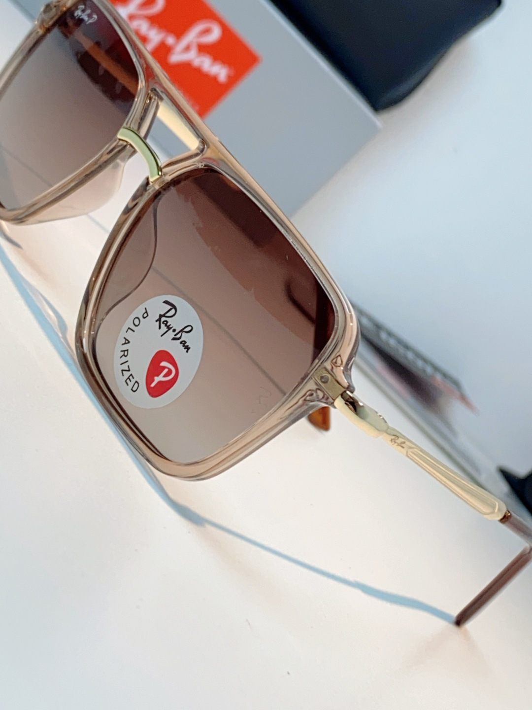 RayBan雷朋 2026新款偏光复古双梁大方框：经典飞行员双梁+方形大框设计，超显脸小，完美修饰方圆脸