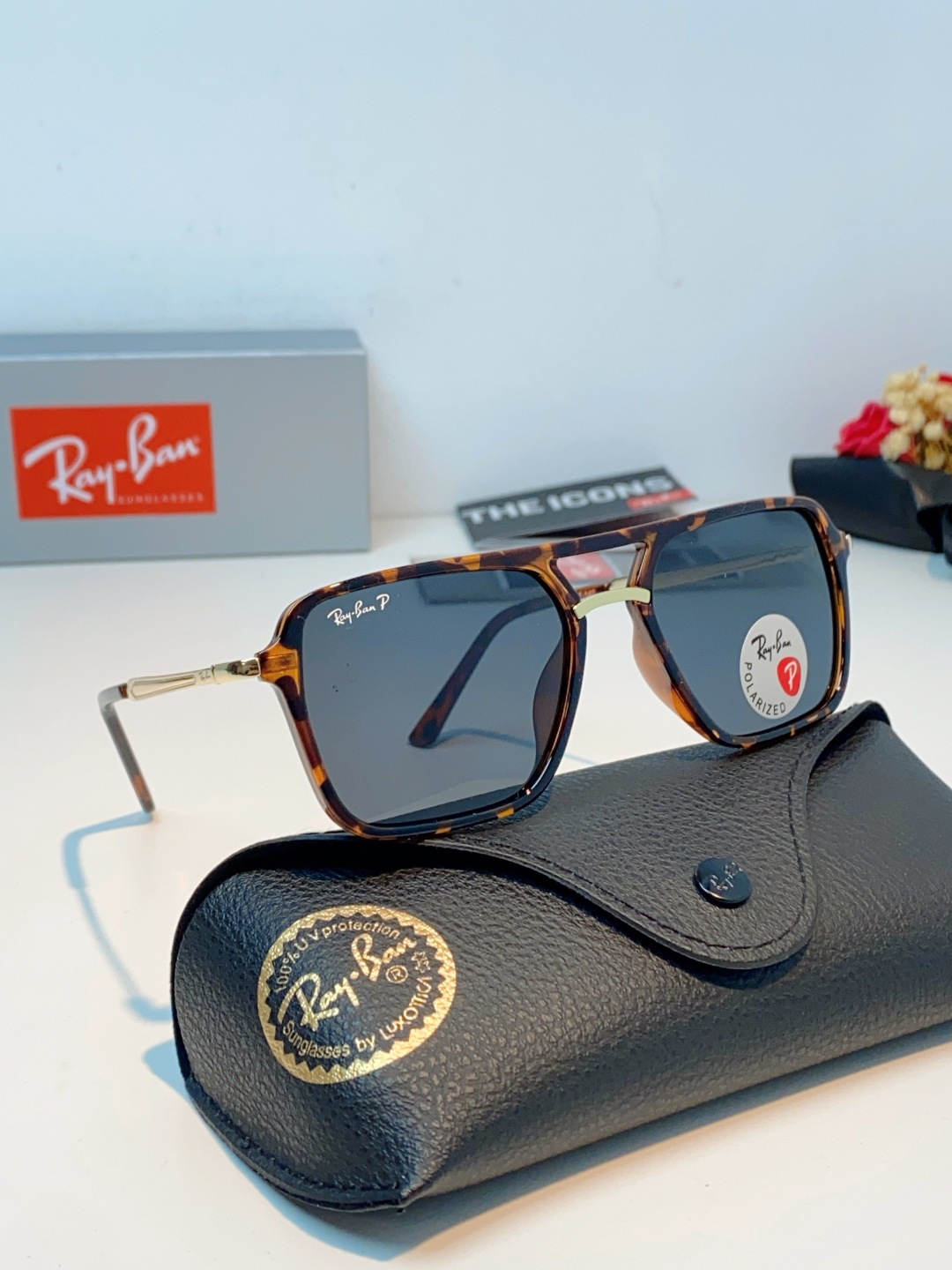 RayBan雷朋 2026新款偏光复古双梁大方框：经典飞行员双梁+方形大框设计，超显脸小，完美修饰方圆脸