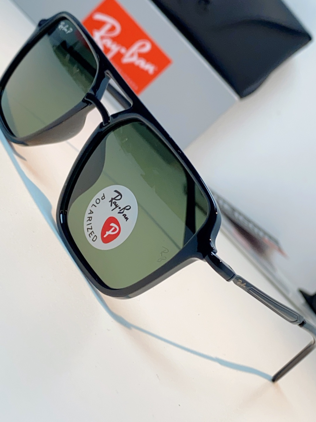RayBan雷朋 2026新款偏光复古双梁大方框：经典飞行员双梁+方形大框设计，超显脸小，完美修饰方圆脸
