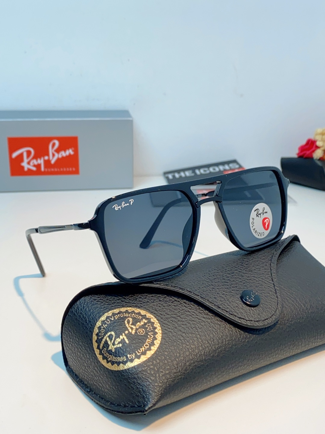 RayBan雷朋 2026新款偏光复古双梁大方框：经典飞行员双梁+方形大框设计，超显脸小，完美修饰方圆脸