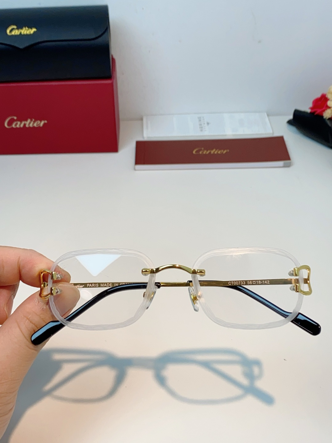 Cartier卡地亚 2026新款无框切边小方框，利落的方形无框切边设计，超显脸小，完美修饰方圆脸、鹅蛋