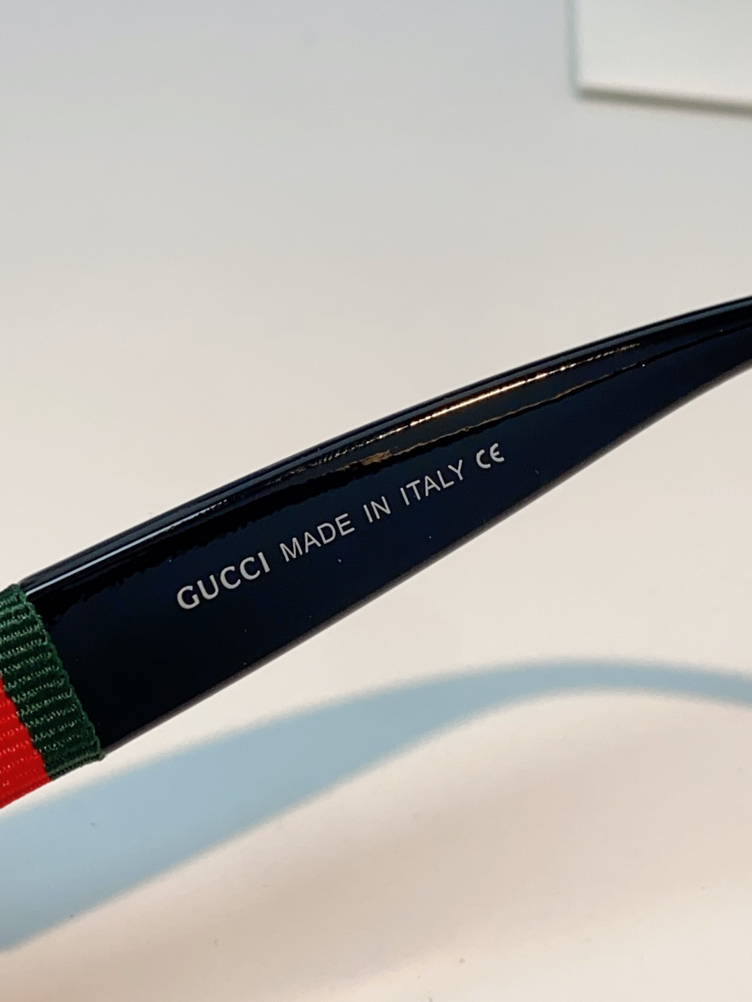 Gucci古奇 经典永不过时✨ GUCCI复古大框黑超太阳镜，复古大框椭圆造型：经典的 oversize