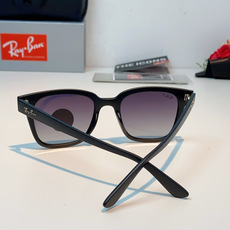 RayBan雷朋 经典黑框偏光墨镜 | 永不过时的百搭神款 百年经典,一眼封神!雷朋标志性黑框方框设计, RayBan雷朋 经典黑框偏光墨镜 | 永不过时的百搭神款 百年经典,一眼封神!雷朋标志性黑框方框设计,