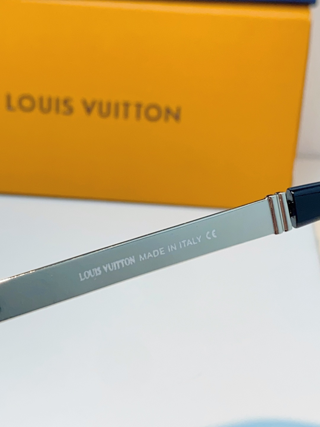 Louis Vuitton路易威登 2026新款Lv无框一体镜片，上脸轻盈不压鼻，超大视野+超强修容效果