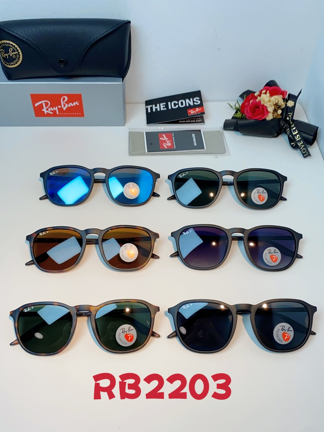 RayBan雷朋 2026新款突破传统方形限制，独特的不规则几何线条，既保留了知性优雅的气质，又自带都市