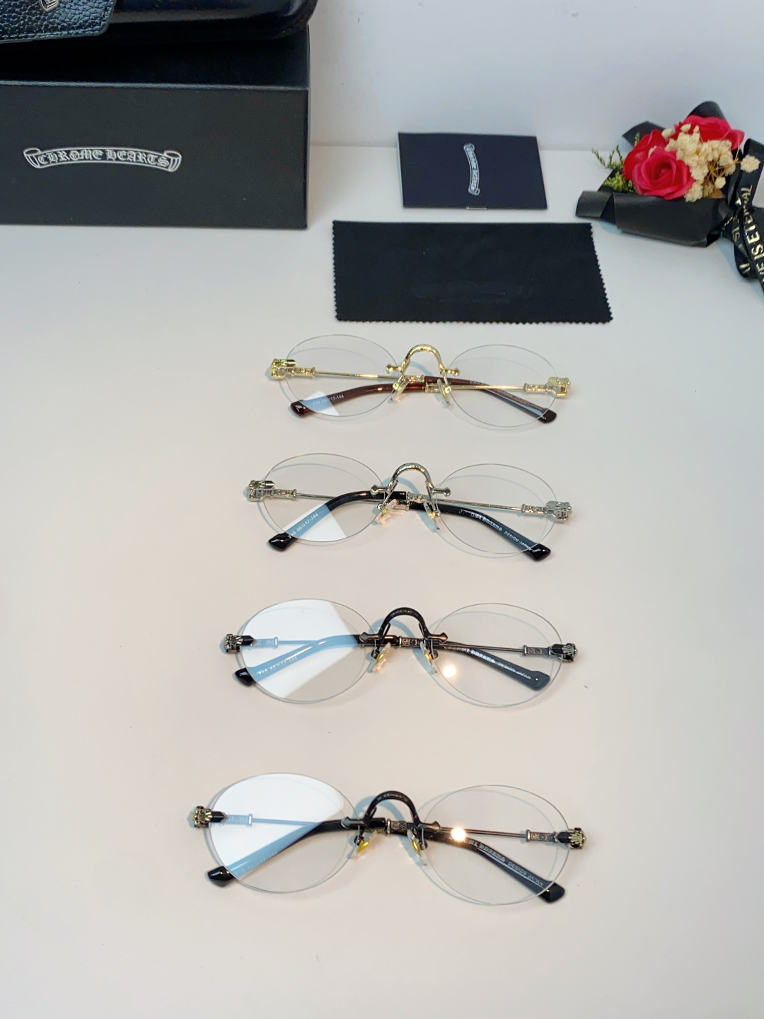 Chrome Hearts 克罗心 2026新款复古无框光学眼镜 -摒弃繁杂镜框干扰，纯粹的圆形镜片线条