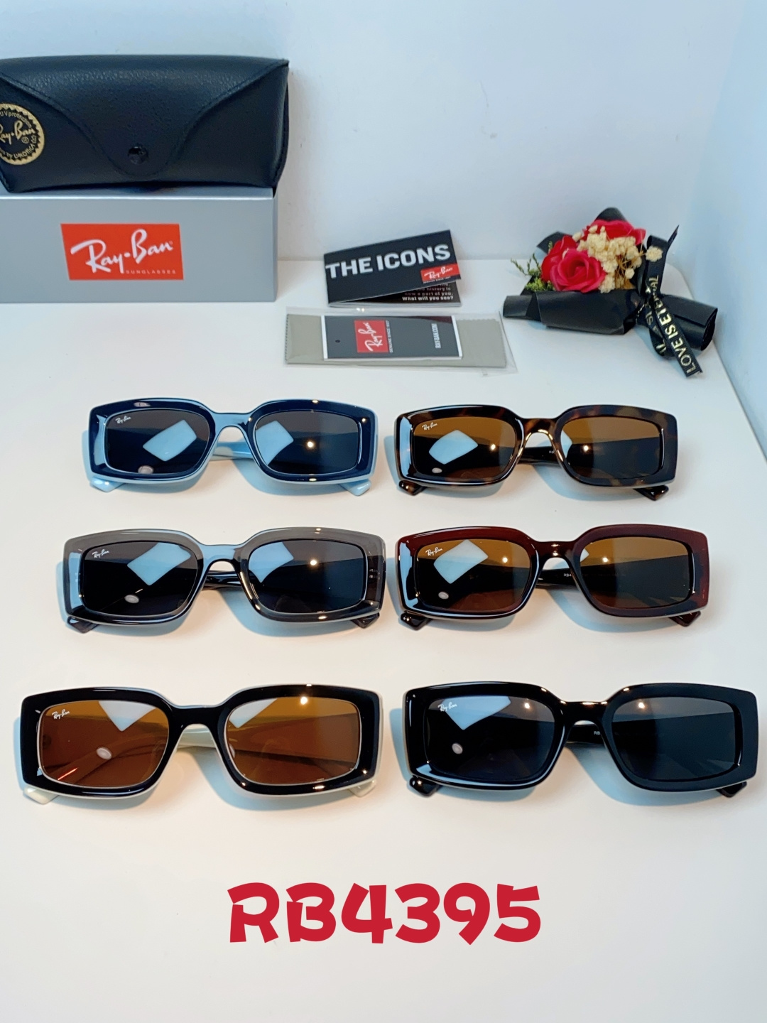RayBan雷朋 2026新款利落的长方形粗黑框，复刻90年代复古风潮，厚框设计自带强烈视觉冲击力，完美
