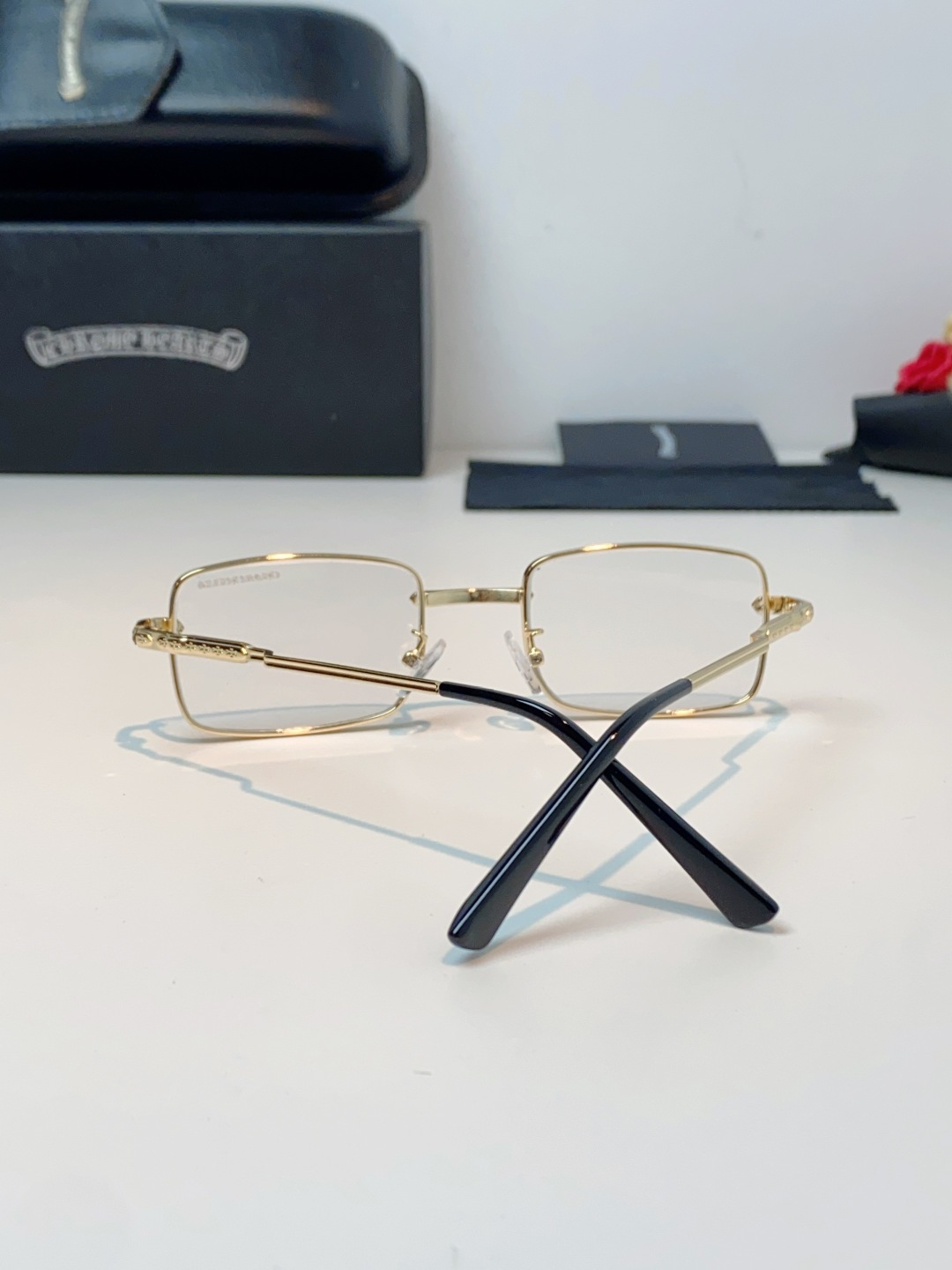 Chrome Hearts 克罗心2026新款复古方框 经典小方框轮廓，线条利落硬朗，完美修饰圆脸、方脸