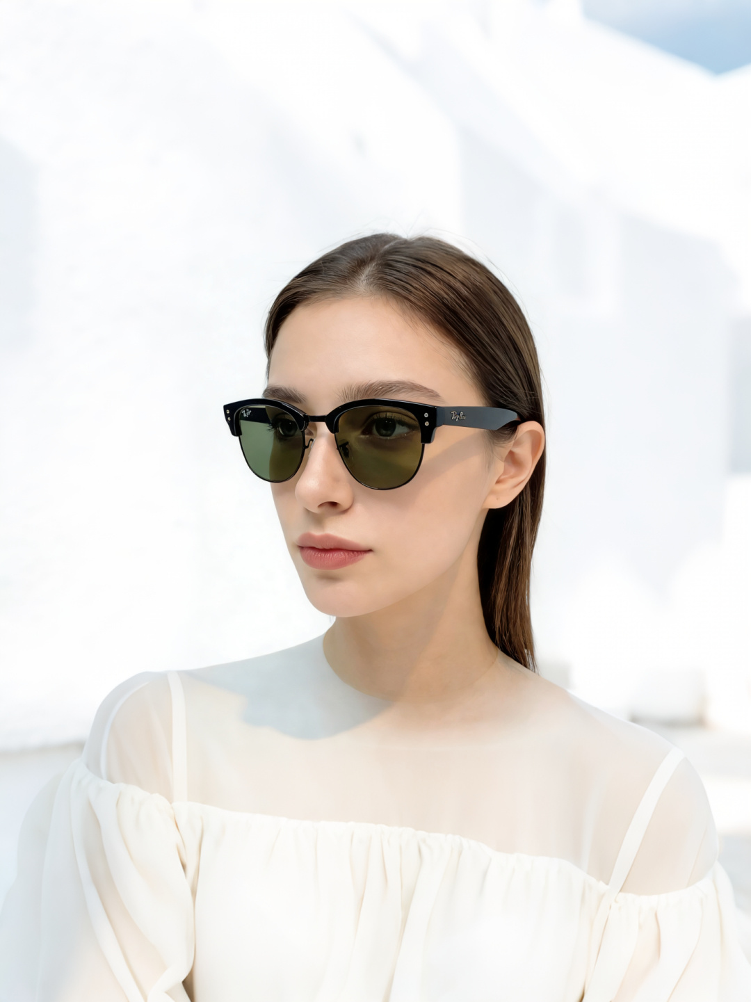 RayBan雷朋Clubmaster系列眉框墨镜｜永恒经典，百搭不挑人 标志性的半框眉架设计，搭配凹镜片