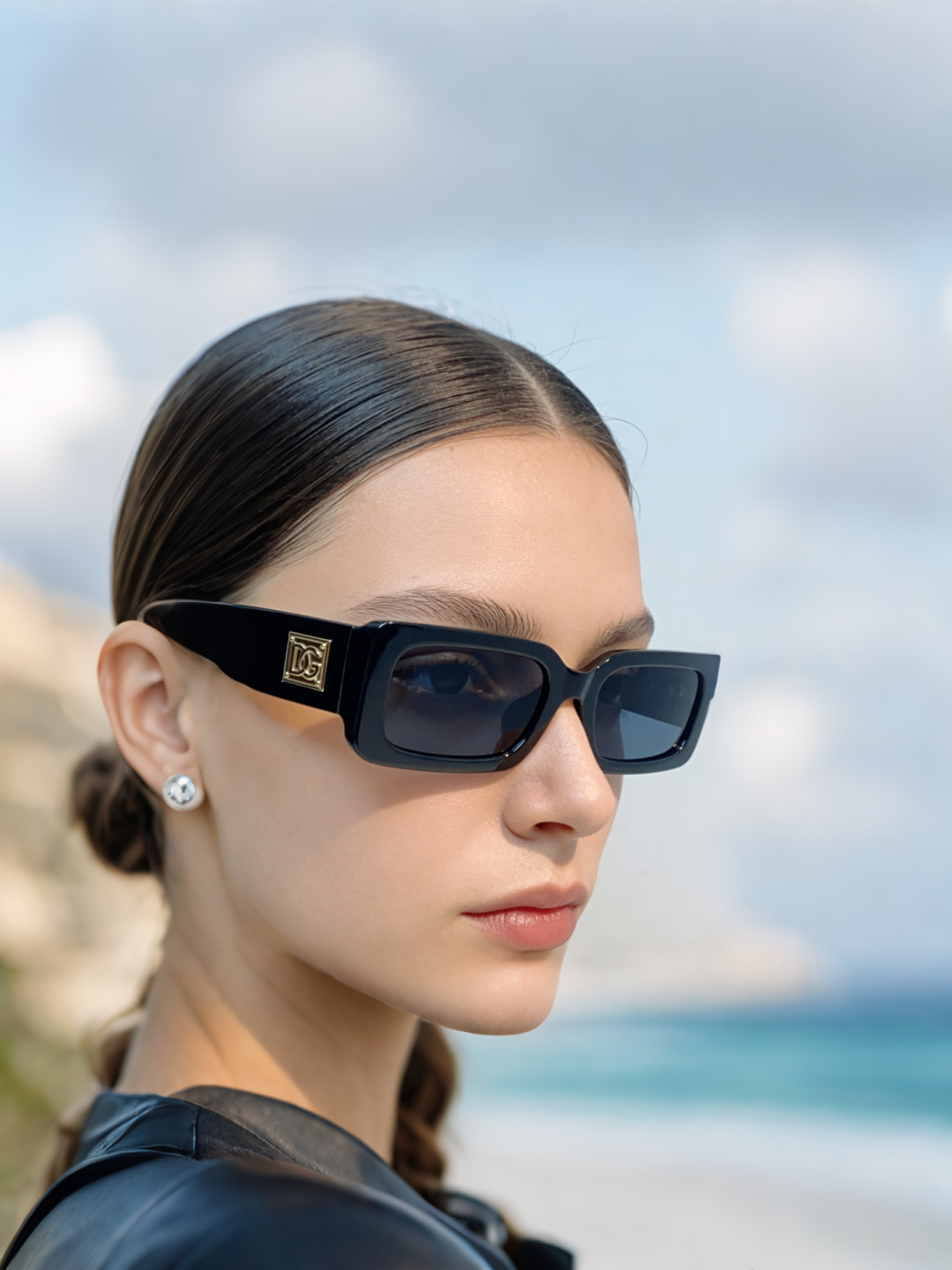 DOLCE&GABBANA杜嘉邦纳 2026新款复古方框墨镜｜拽姐气场拉满的时尚利器✨ 核心设计亮点，标