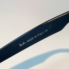 RayBan雷朋 2026新款撞色经典框墨镜✨ 经典Wayfarer复古方型镜框,黑白极简撞色设计,高级 RayBan雷朋 2026新款撞色经典框墨镜✨ 经典Wayfarer复古方型镜框,黑白极简撞色设计,高级