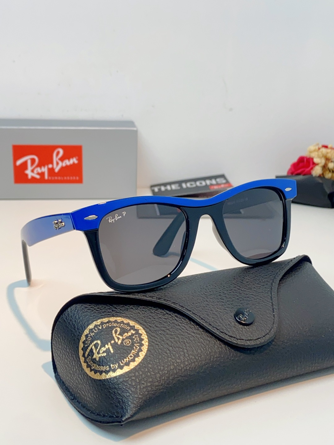 RayBan雷朋 2026新款撞色经典框墨镜✨ 经典Wayfarer复古方型镜框，黑白极简撞色设计，高级