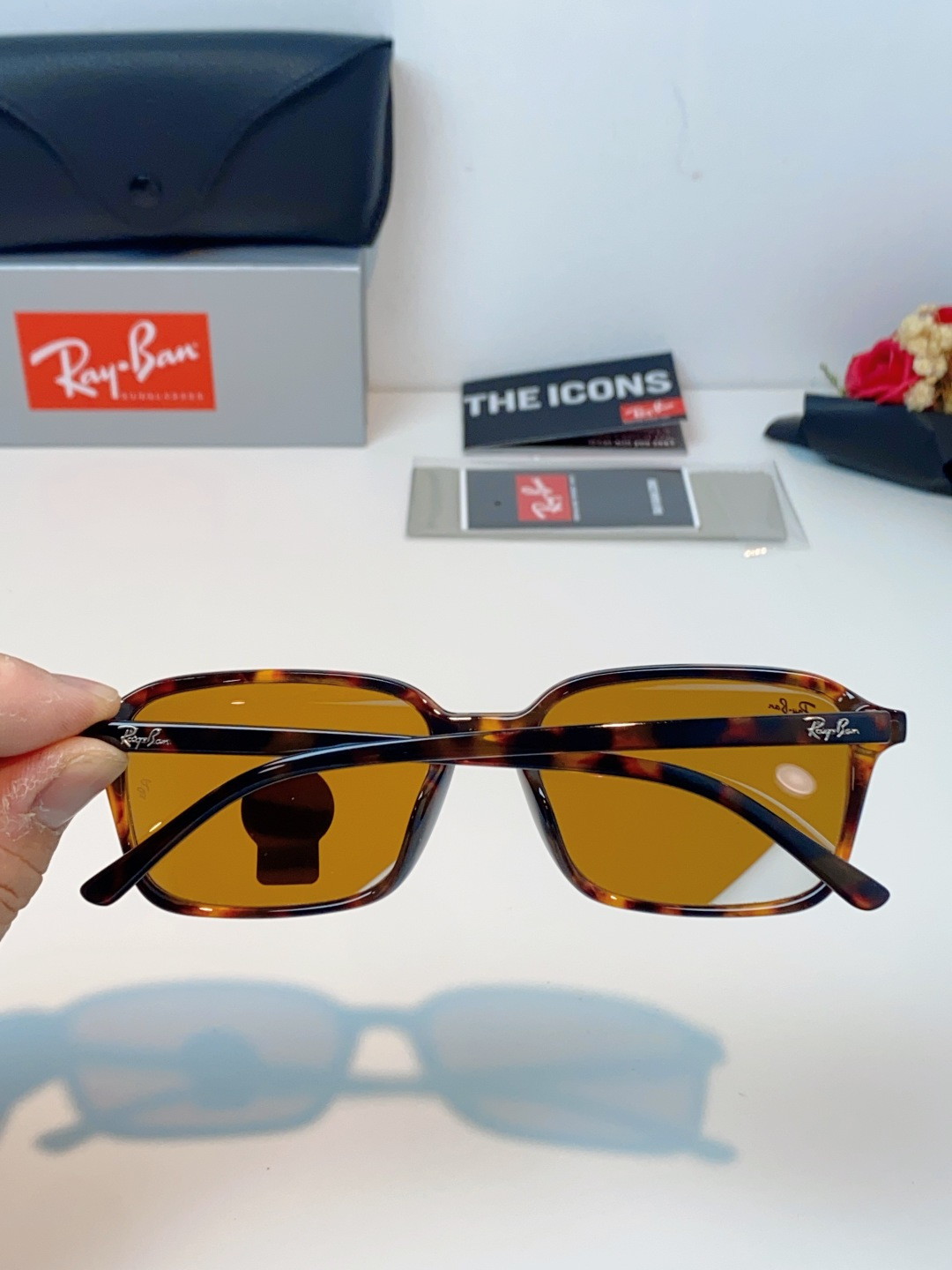 RayBan雷朋 2026新款经典方框防爆玻璃镜片太阳镜｜百年潮牌，永不过时的时尚标杆 ✨ 一眼万年的经