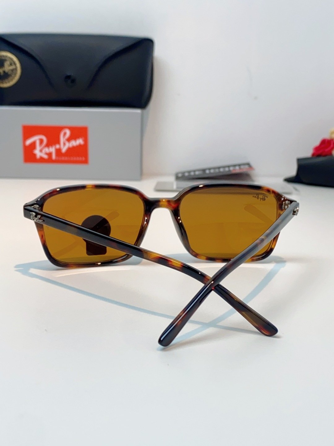 RayBan雷朋 2026新款经典方框防爆玻璃镜片太阳镜｜百年潮牌，永不过时的时尚标杆 ✨ 一眼万年的经