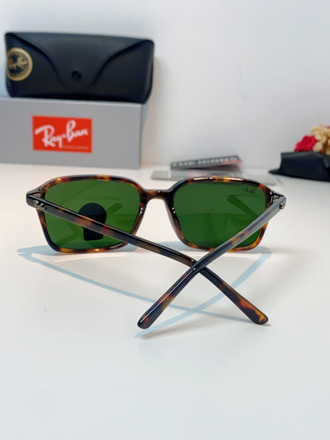 RayBan雷朋 2026新款经典方框防爆玻璃镜片太阳镜｜百年潮牌，永不过时的时尚标杆 ✨ 一眼万年的经