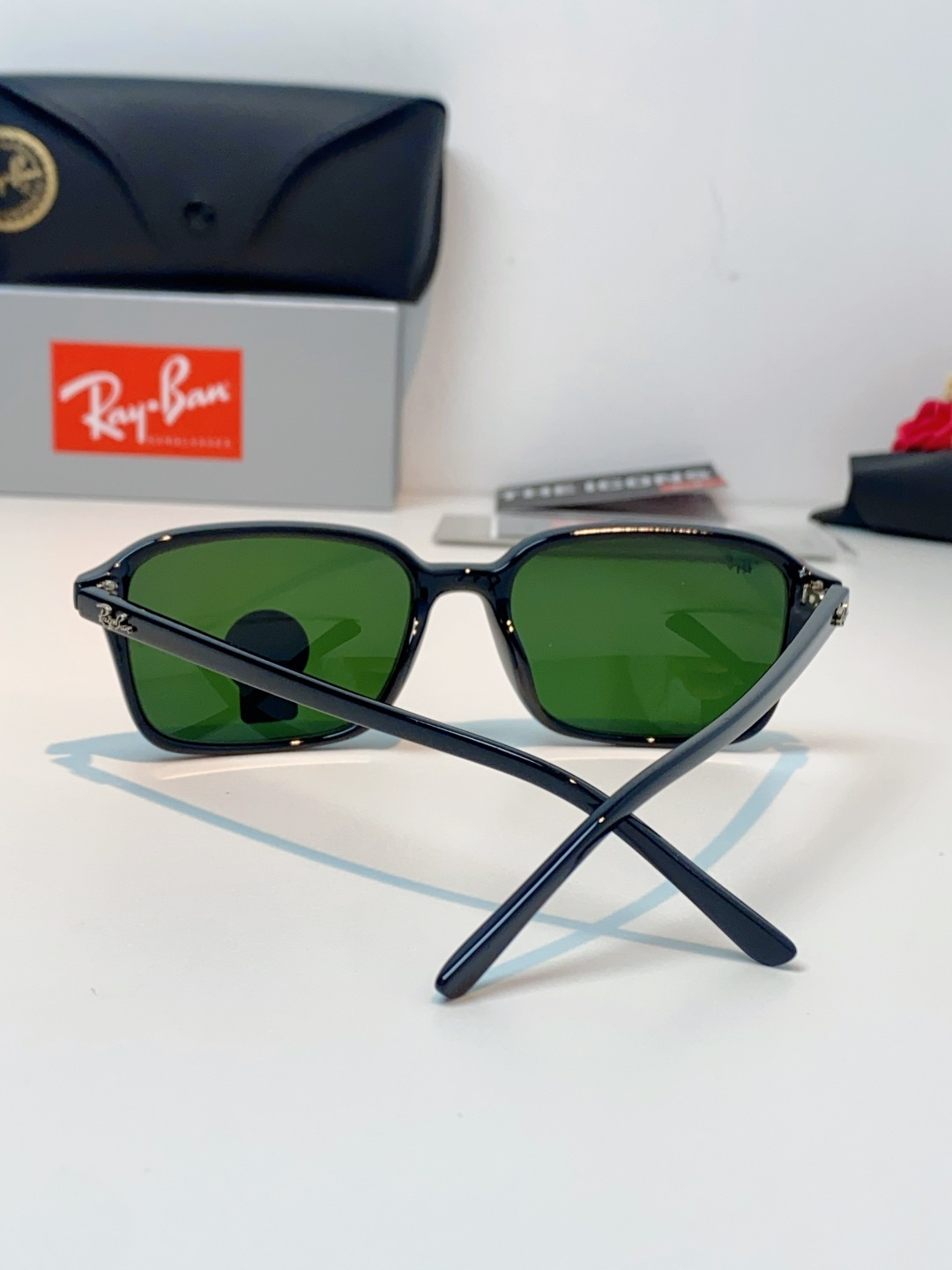 RayBan雷朋 2026新款经典方框防爆玻璃镜片太阳镜｜百年潮牌，永不过时的时尚标杆 ✨ 一眼万年的经