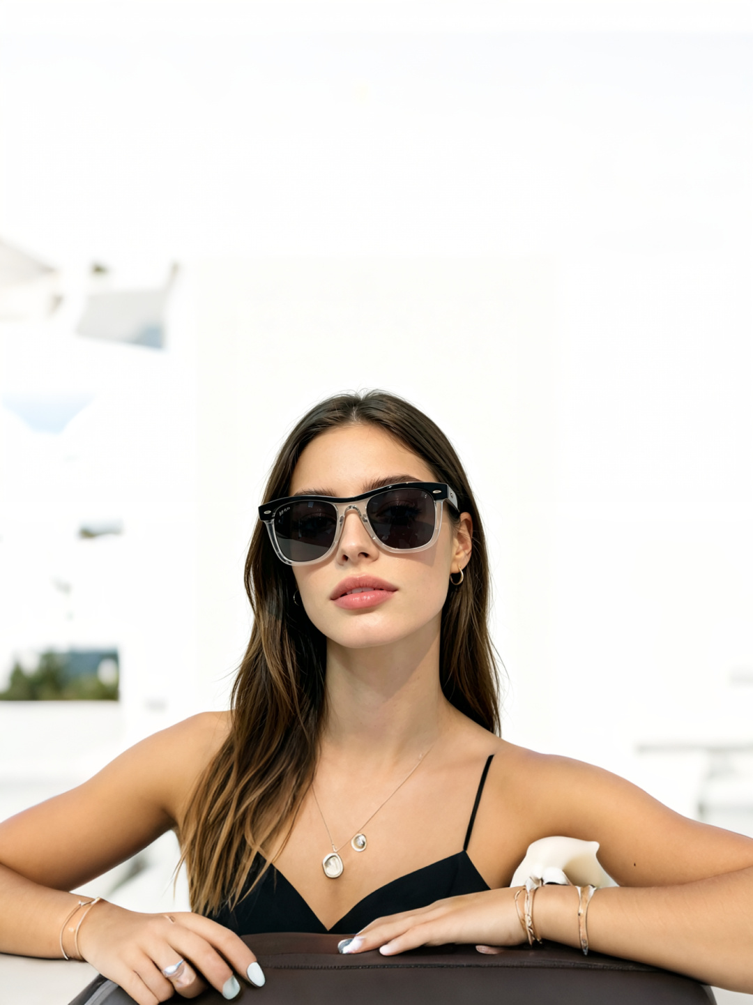 RayBan雷朋 2026新款撞色经典框墨镜✨ 经典Wayfarer复古方型镜框，黑白极简撞色设计，高级