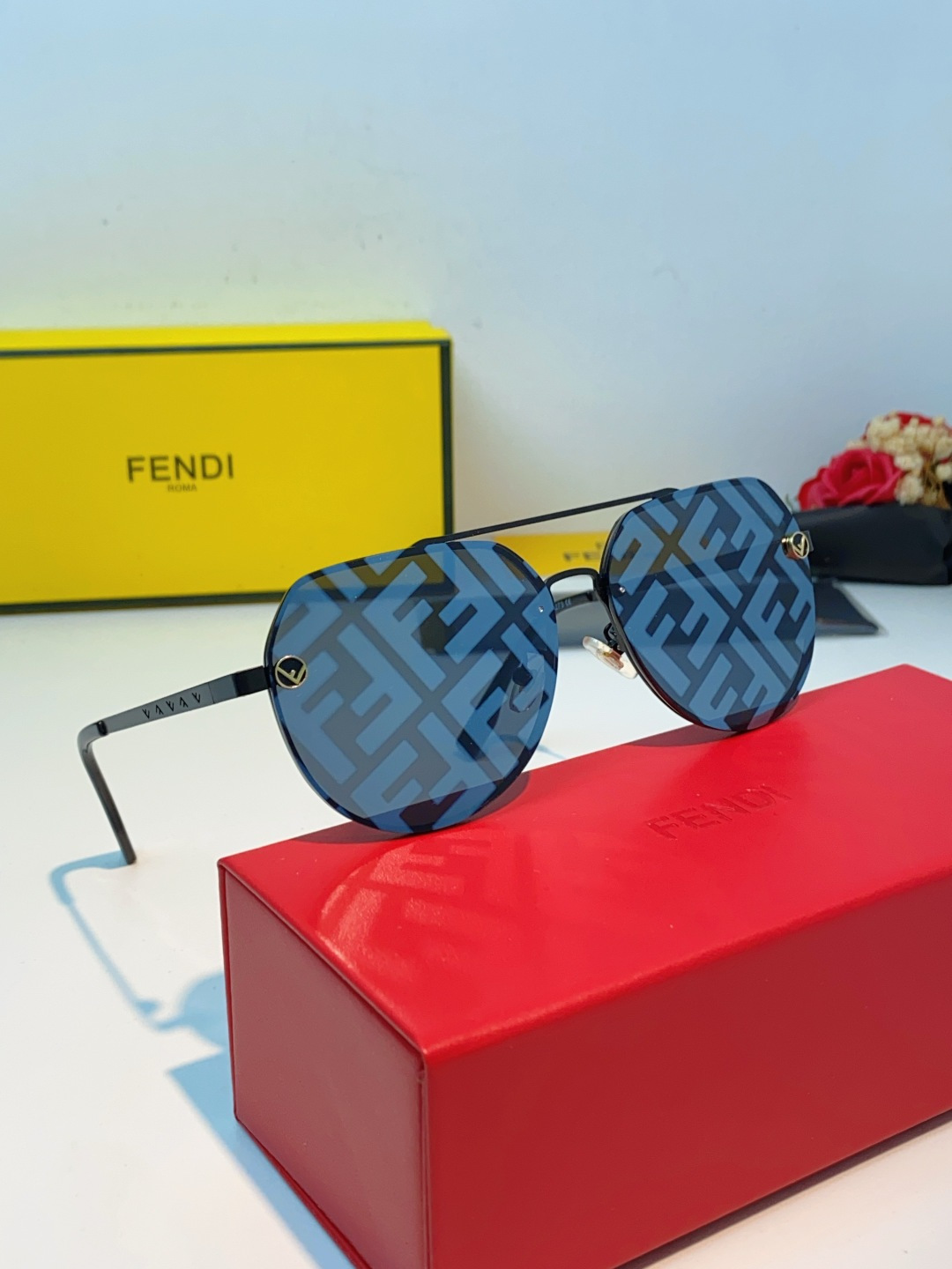 FENDI芬迪 2026新款墨镜太阳眼镜双梁飞行员 无框超轻LOGO印花 男女通用