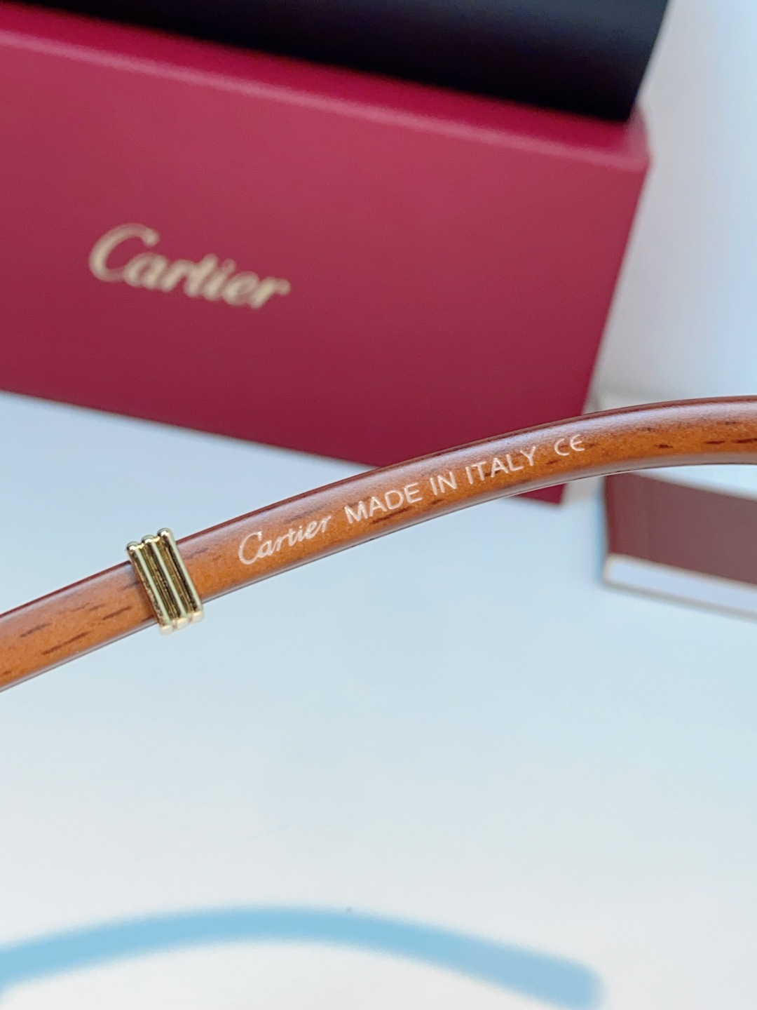 Cartier卡地亚｜猎豹系列无框墨镜✨ 轻奢男士气场神器，经典猎豹图腾，把法式贵族奢华感直接戴在脸上，