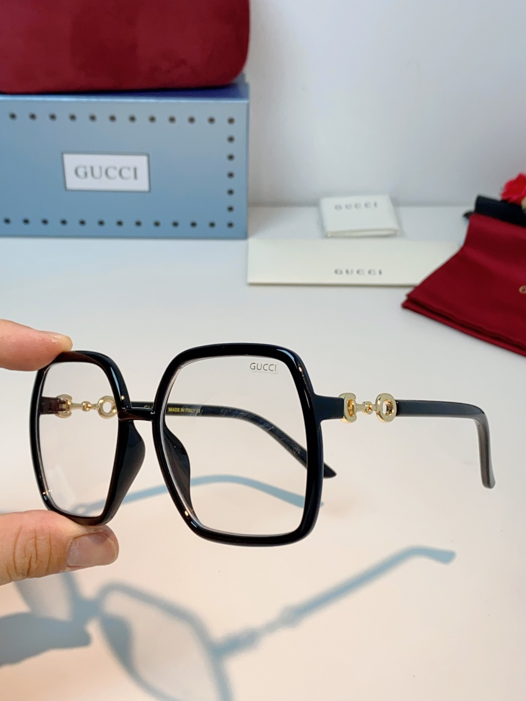 Gucci古奇 ｜经典马衔扣大方框光学镜✨轻奢复古氛围感，日常通勤&穿搭出街都适配▪️经典马衔扣标识，镜