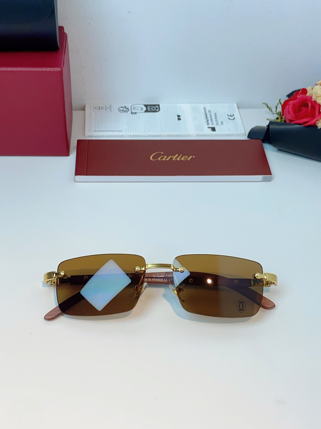 Cartier卡地亚｜轻奢无框商务男女墨镜，无框切边高级设计，利落极简线条，弱化镜框厚重感，上脸轻盈不压