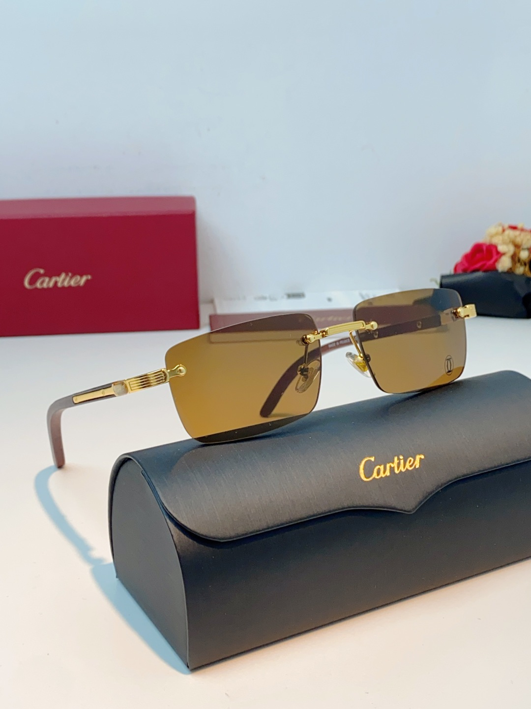 Cartier卡地亚｜轻奢无框商务男女墨镜，无框切边高级设计，利落极简线条，弱化镜框厚重感，上脸轻盈不压