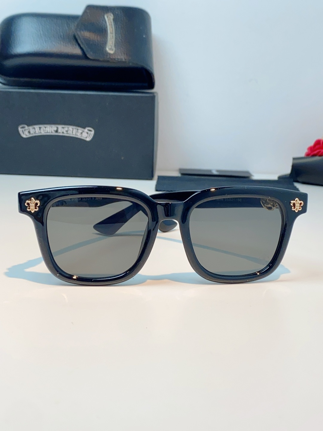Chrome Hearts克罗心｜美式复古方框墨镜，经典粗框方正版型，修饰脸型超到位，方圆脸、长脸轻松驾