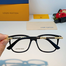 LOUIS VUITTON路易威登 经典光学镜框,以路易威登的匠心工艺,打造这副兼具优雅与力量感的光学镜 LOUIS VUITTON路易威登 经典光学镜框,以路易威登的匠心工艺,打造这副兼具优雅与力量感的光学镜
