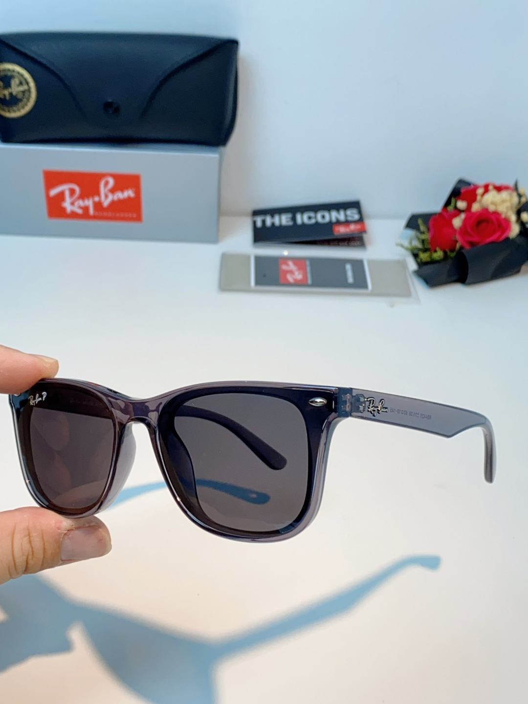 RayBan雷朋｜经典徒步旅行者系列墨镜｜永不过时的复古，✅ 经典韦福方形镜框专业偏光镜片，有效阻隔紫外