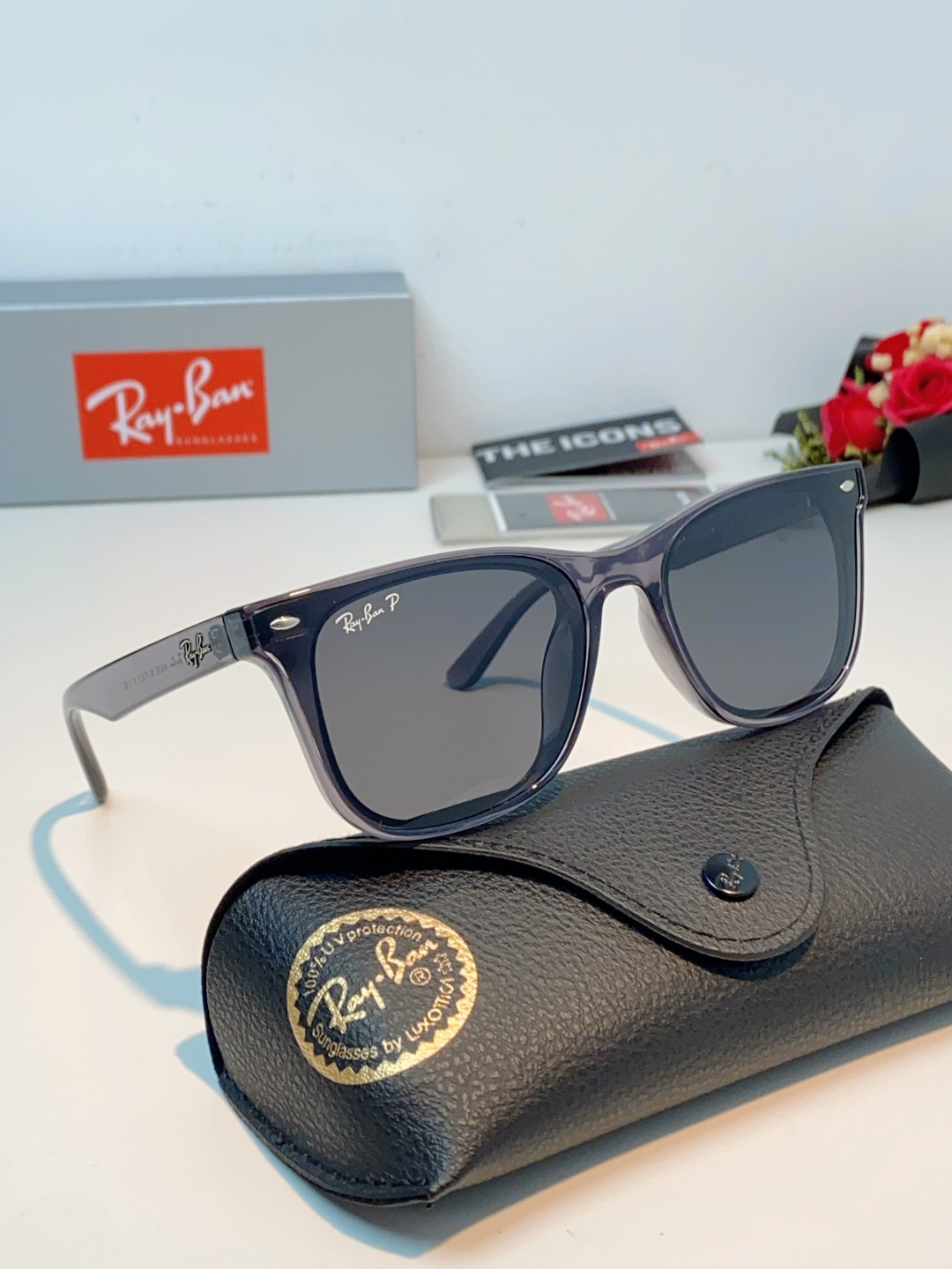 RayBan雷朋｜经典徒步旅行者系列墨镜｜永不过时的复古，✅ 经典韦福方形镜框专业偏光镜片，有效阻隔紫外