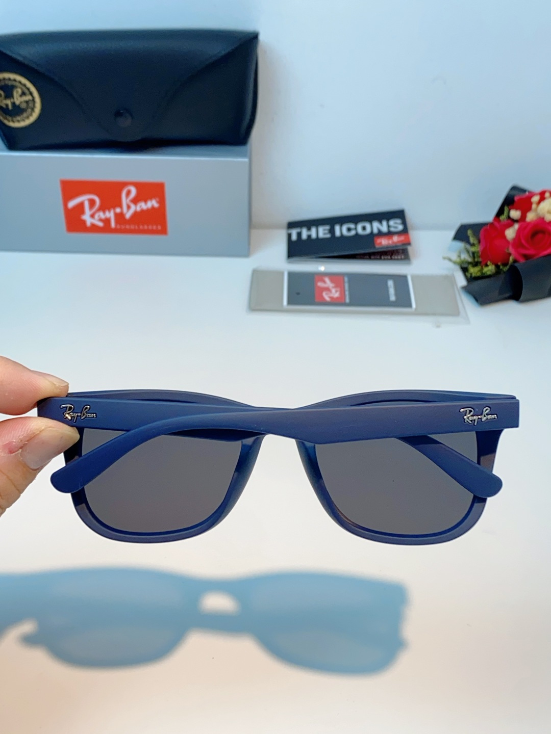 RayBan雷朋｜经典徒步旅行者系列墨镜｜永不过时的复古，✅ 经典韦福方形镜框专业偏光镜片，有效阻隔紫外