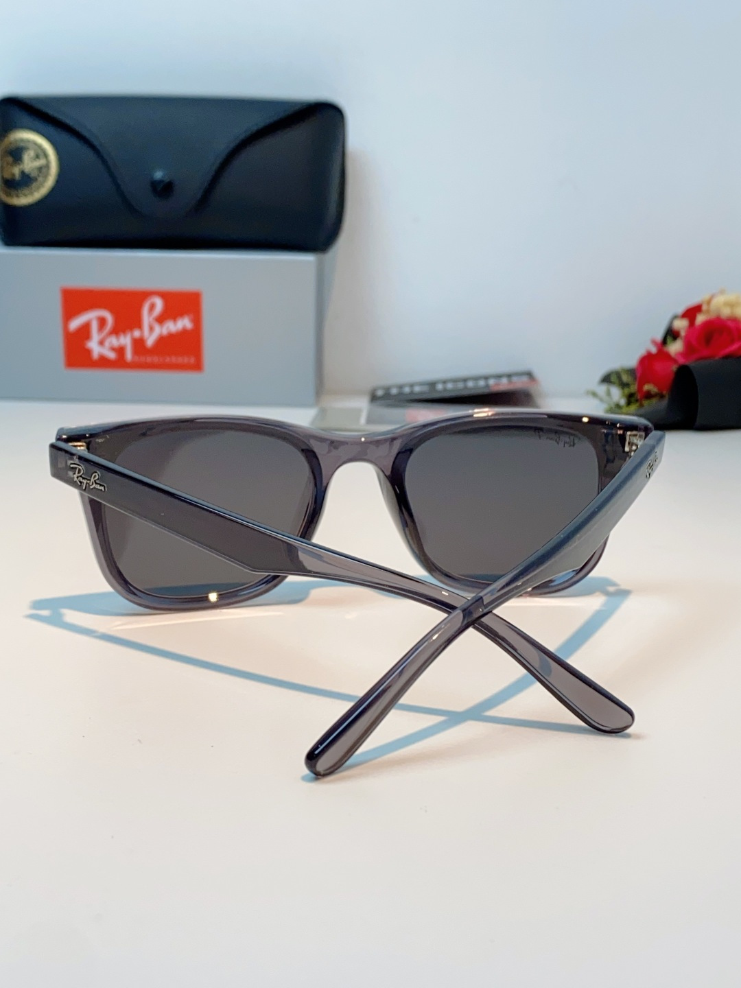 RayBan雷朋｜经典徒步旅行者系列墨镜｜永不过时的复古，✅ 经典韦福方形镜框专业偏光镜片，有效阻隔紫外