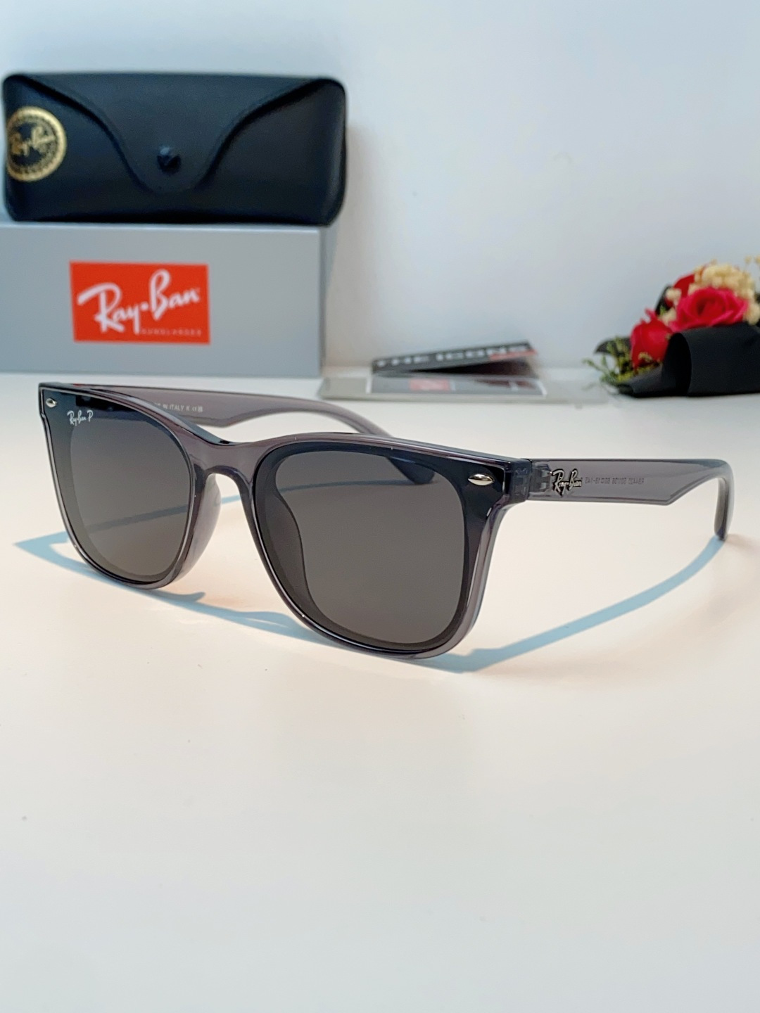 RayBan雷朋｜经典徒步旅行者系列墨镜｜永不过时的复古，✅ 经典韦福方形镜框专业偏光镜片，有效阻隔紫外