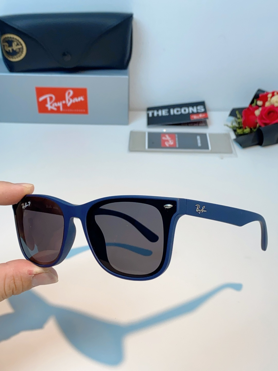 RayBan雷朋｜经典徒步旅行者系列墨镜｜永不过时的复古，✅ 经典韦福方形镜框专业偏光镜片，有效阻隔紫外