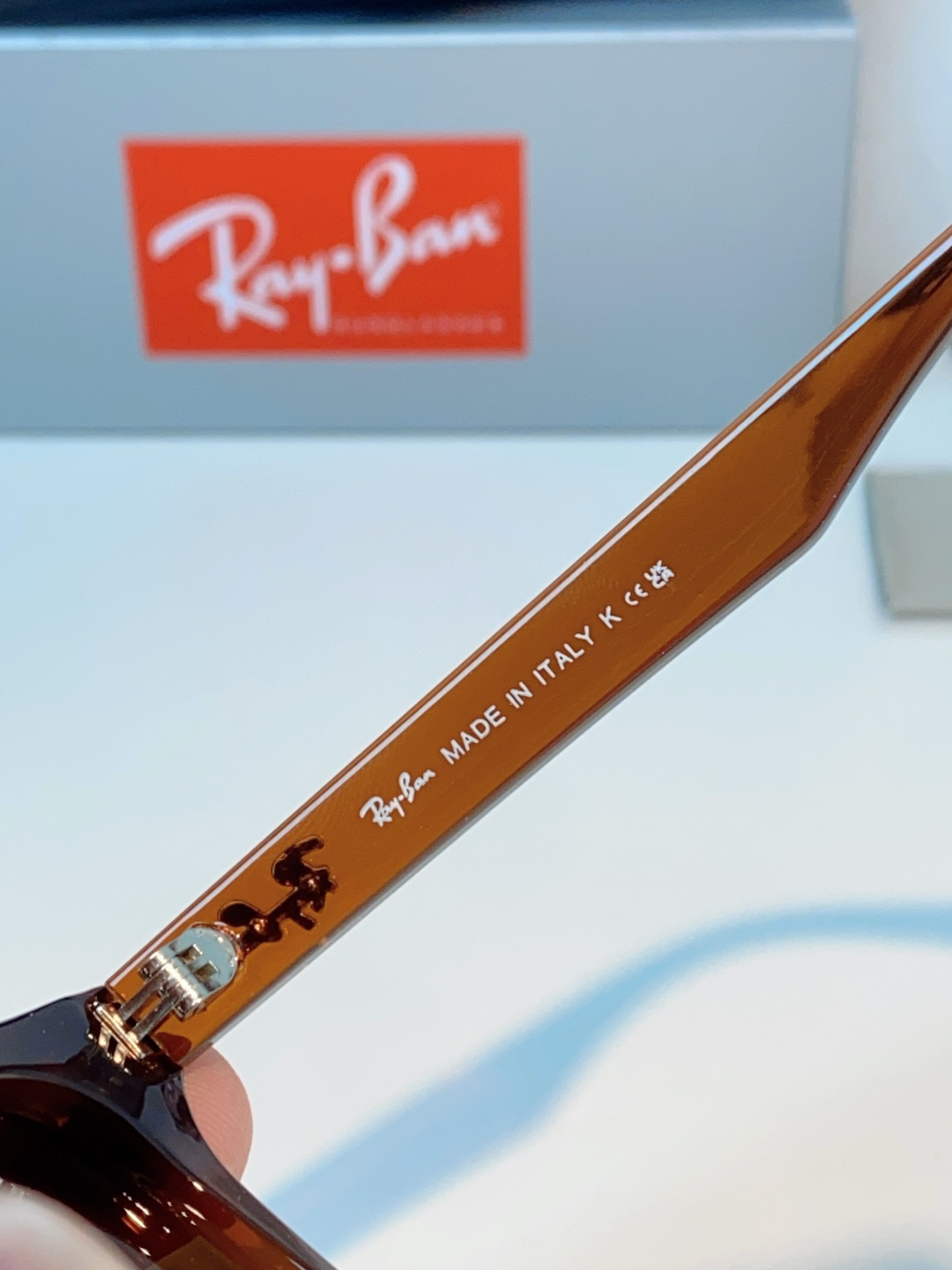 RayBan雷朋｜经典徒步旅行者系列墨镜｜永不过时的复古，✅ 经典韦福方形镜框专业偏光镜片，有效阻隔紫外