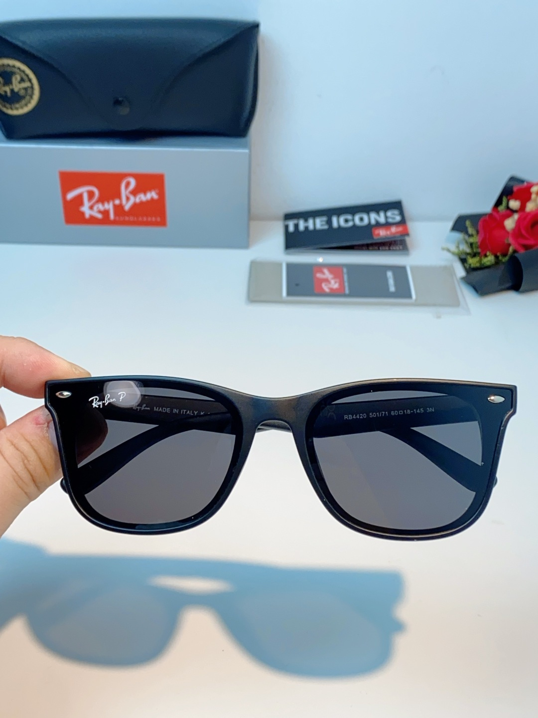 RayBan雷朋｜经典徒步旅行者系列墨镜｜永不过时的复古，✅ 经典韦福方形镜框专业偏光镜片，有效阻隔紫外