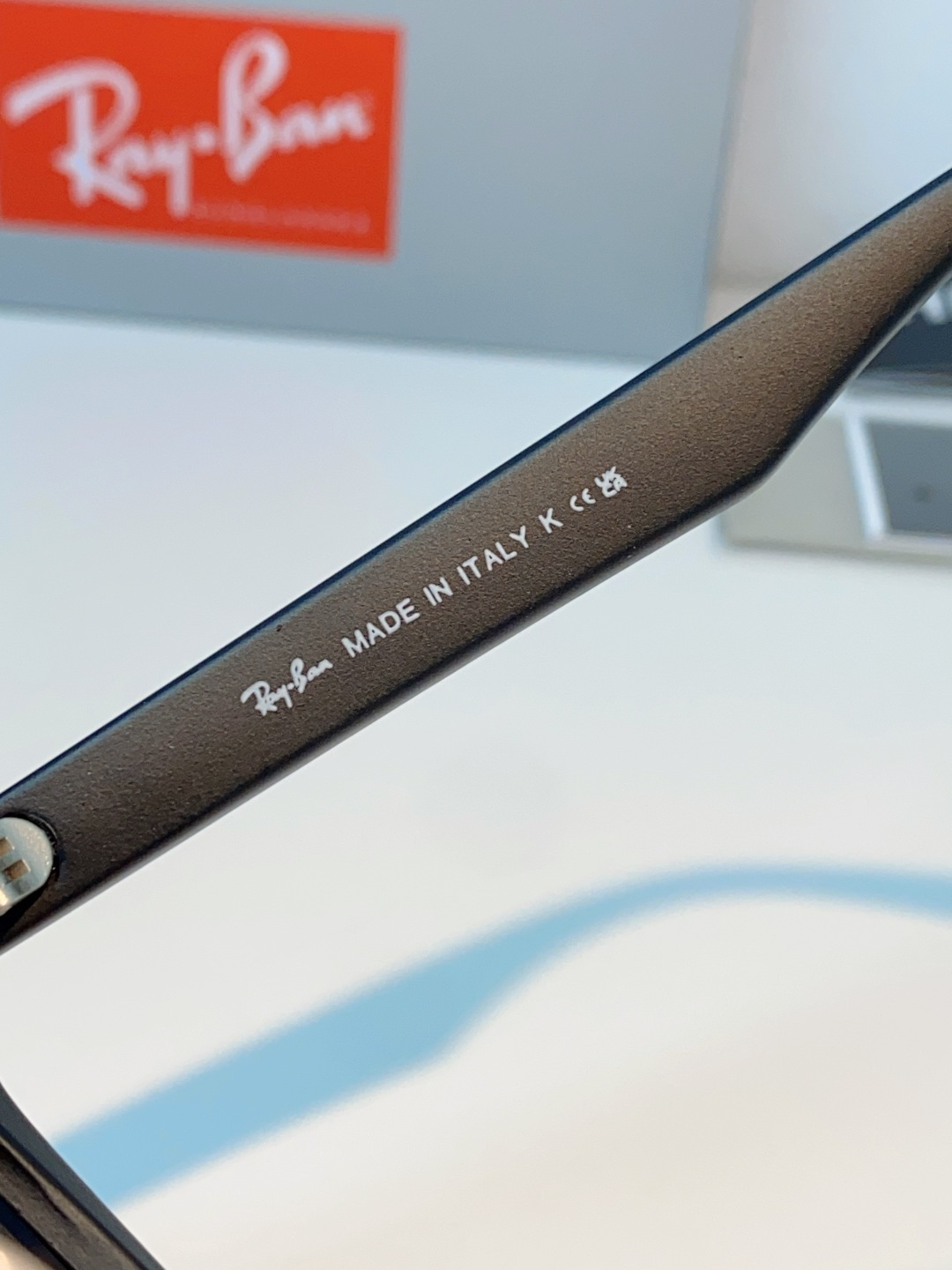 RayBan雷朋｜经典徒步旅行者系列墨镜｜永不过时的复古，✅ 经典韦福方形镜框专业偏光镜片，有效阻隔紫外