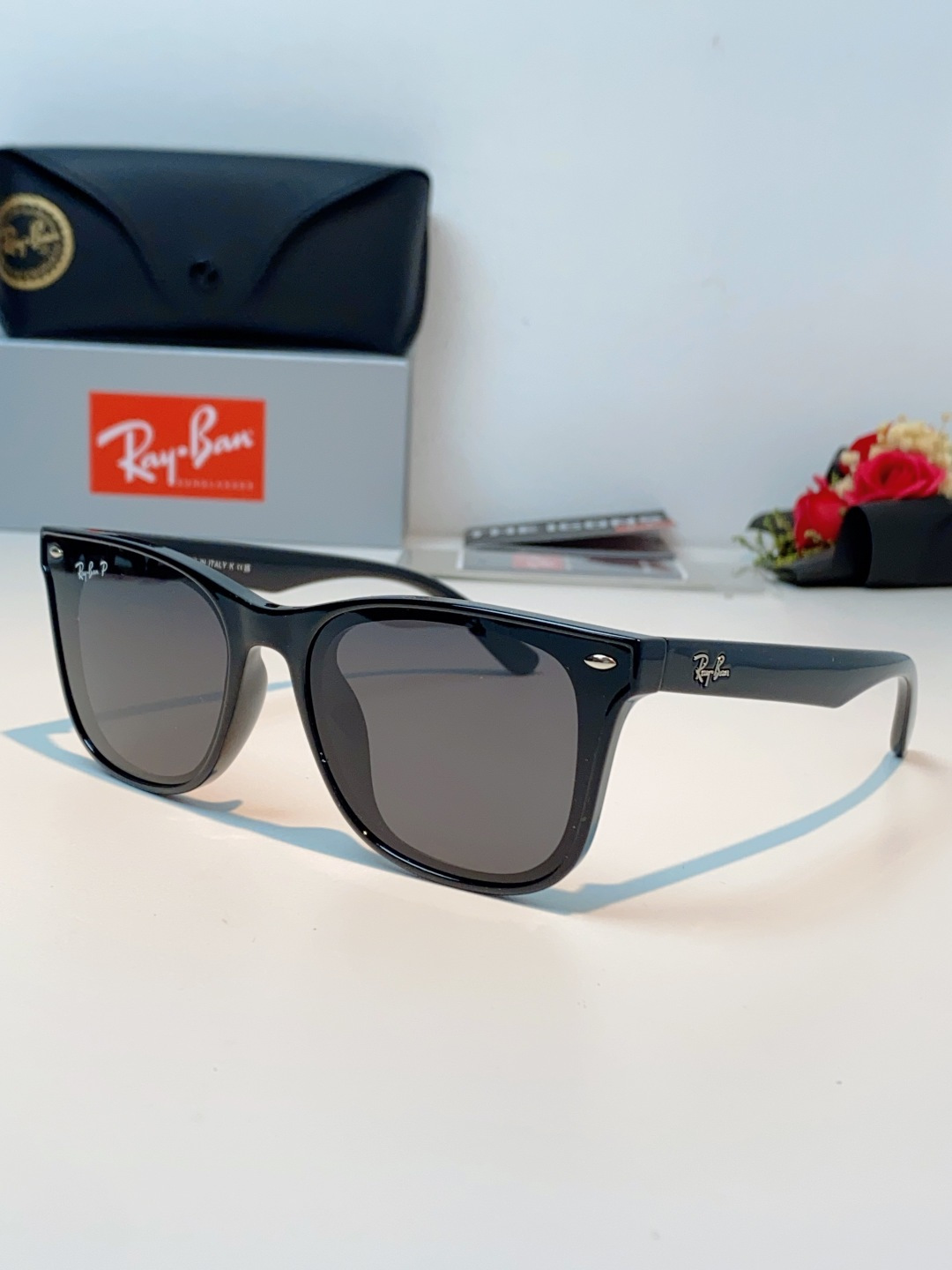 RayBan雷朋｜经典徒步旅行者系列墨镜｜永不过时的复古，✅ 经典韦福方形镜框专业偏光镜片，有效阻隔紫外