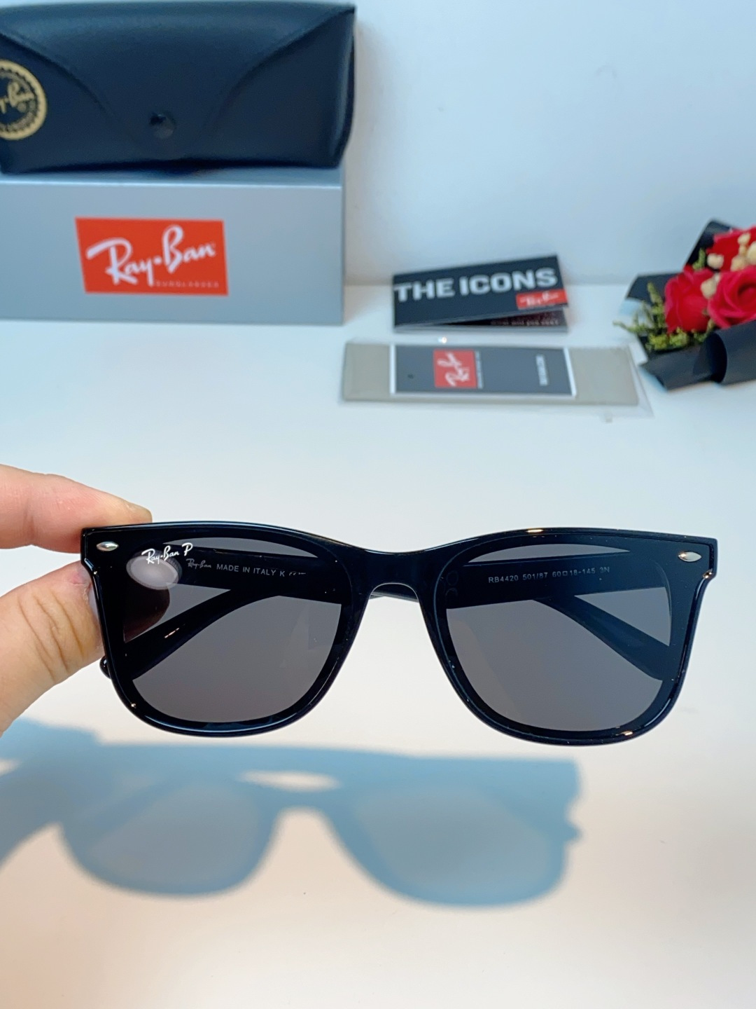 RayBan雷朋｜经典徒步旅行者系列墨镜｜永不过时的复古，✅ 经典韦福方形镜框专业偏光镜片，有效阻隔紫外