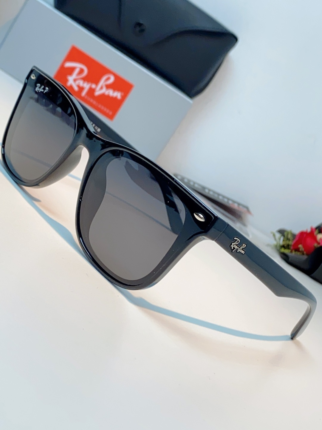 RayBan雷朋｜经典徒步旅行者系列墨镜｜永不过时的复古，✅ 经典韦福方形镜框专业偏光镜片，有效阻隔紫外
