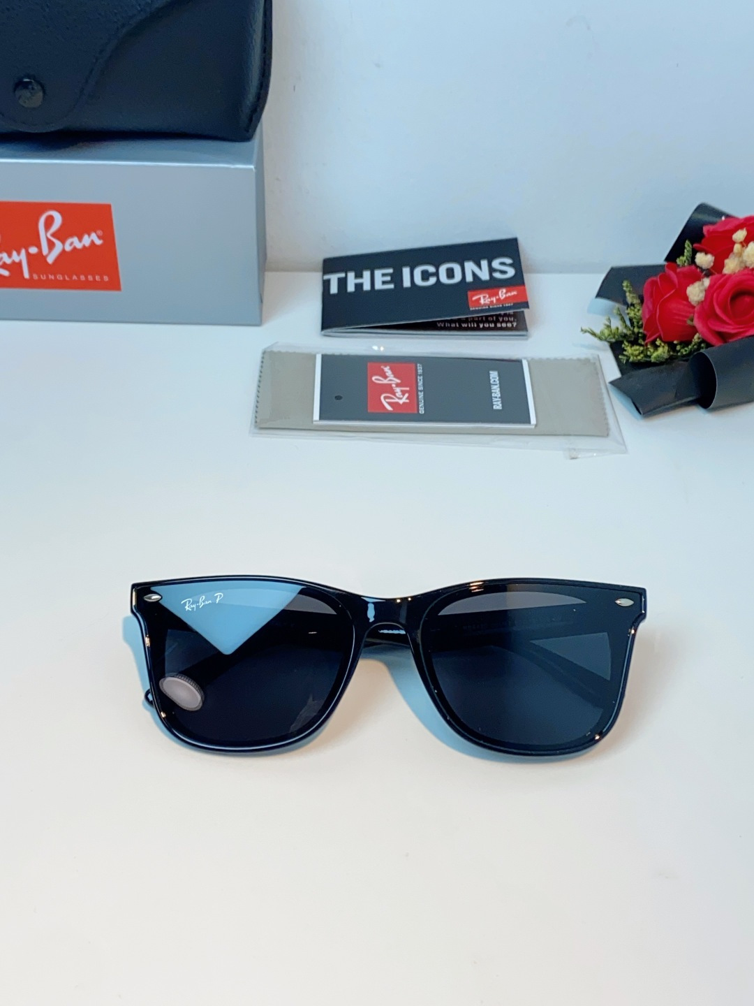 RayBan雷朋｜经典徒步旅行者系列墨镜｜永不过时的复古，✅ 经典韦福方形镜框专业偏光镜片，有效阻隔紫外