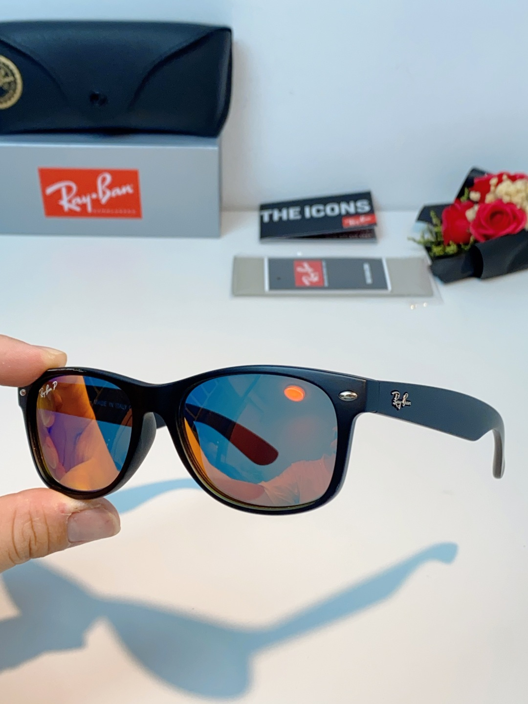 雷朋Ray‑Ban｜经典旅人系列墨镜，经典Wayfarer方框版型，万年不过时，不挑脸型不挑性别，男女同