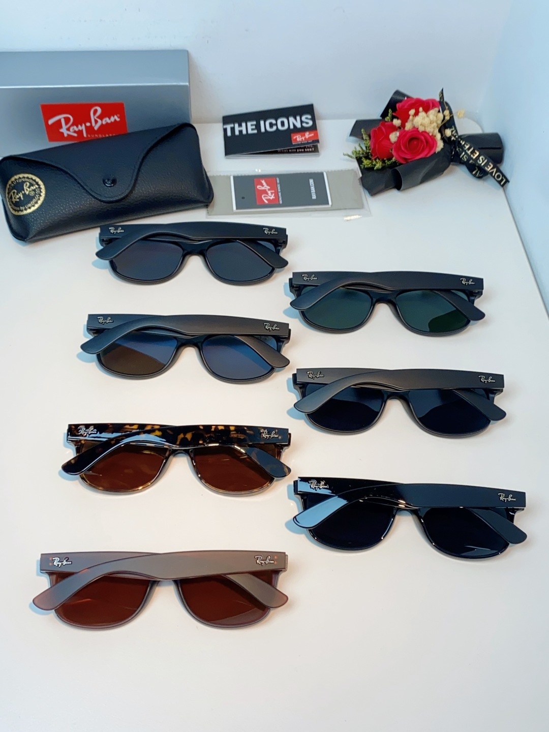 雷朋Ray‑Ban｜经典旅人系列墨镜，经典Wayfarer方框版型，万年不过时，不挑脸型不挑性别，男女同