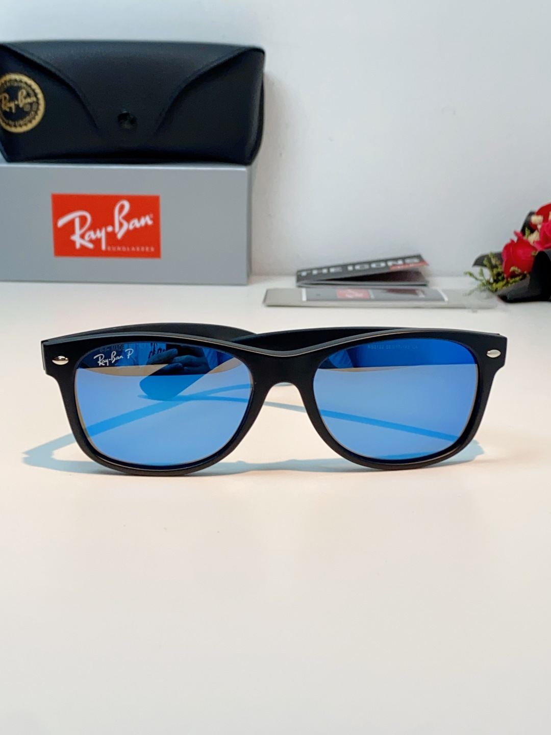 雷朋Ray‑Ban｜经典旅人系列墨镜，经典Wayfarer方框版型，万年不过时，不挑脸型不挑性别，男女同
