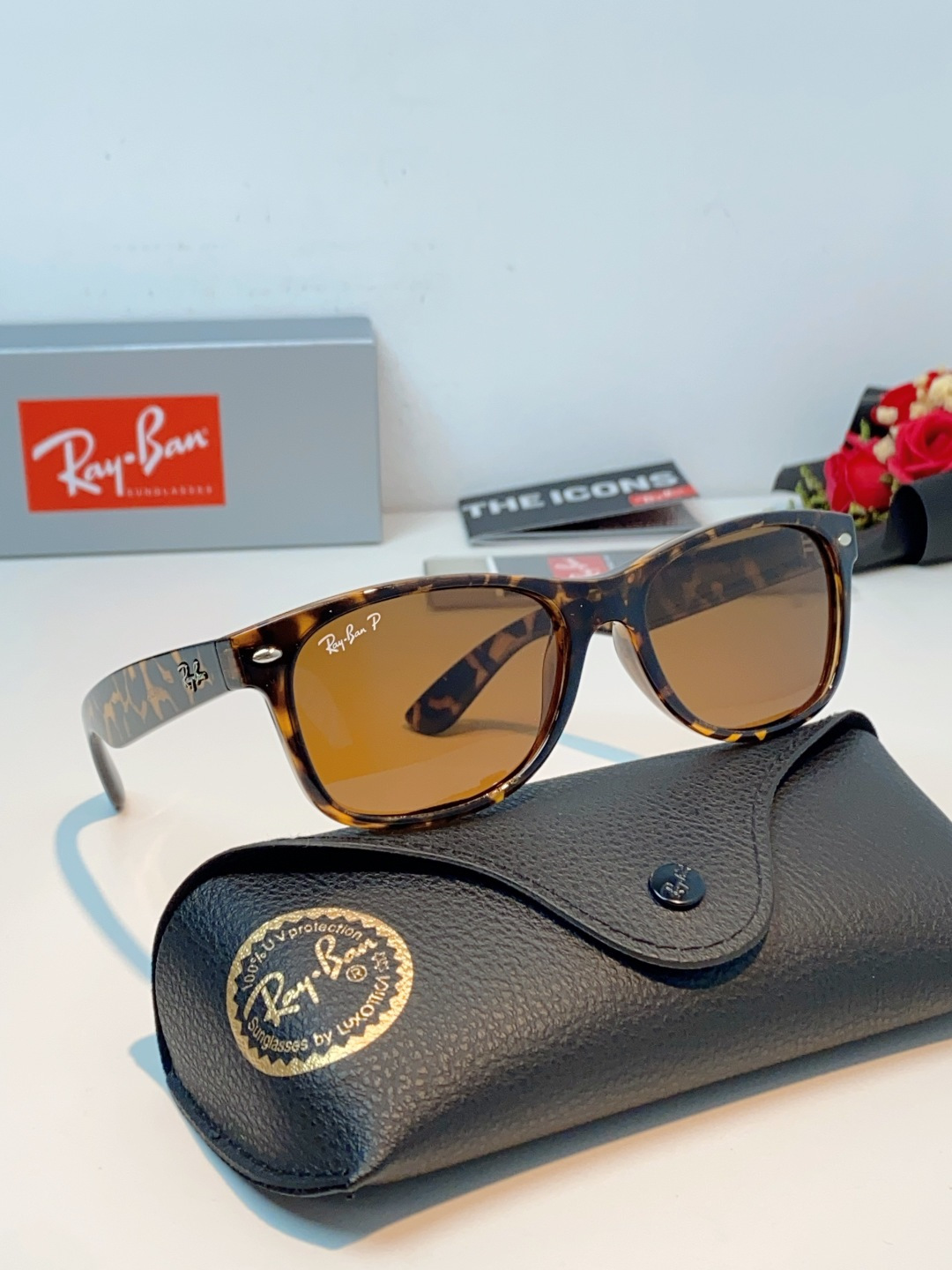 雷朋Ray‑Ban｜经典旅人系列墨镜，经典Wayfarer方框版型，万年不过时，不挑脸型不挑性别，男女同