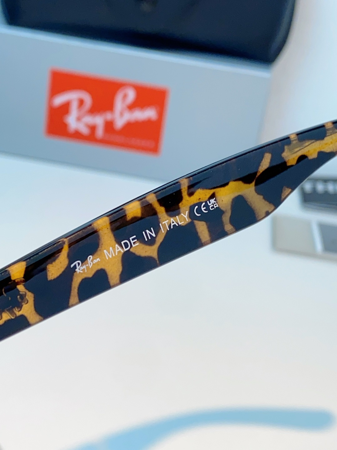 雷朋Ray‑Ban｜经典旅人系列墨镜，经典Wayfarer方框版型，万年不过时，不挑脸型不挑性别，男女同