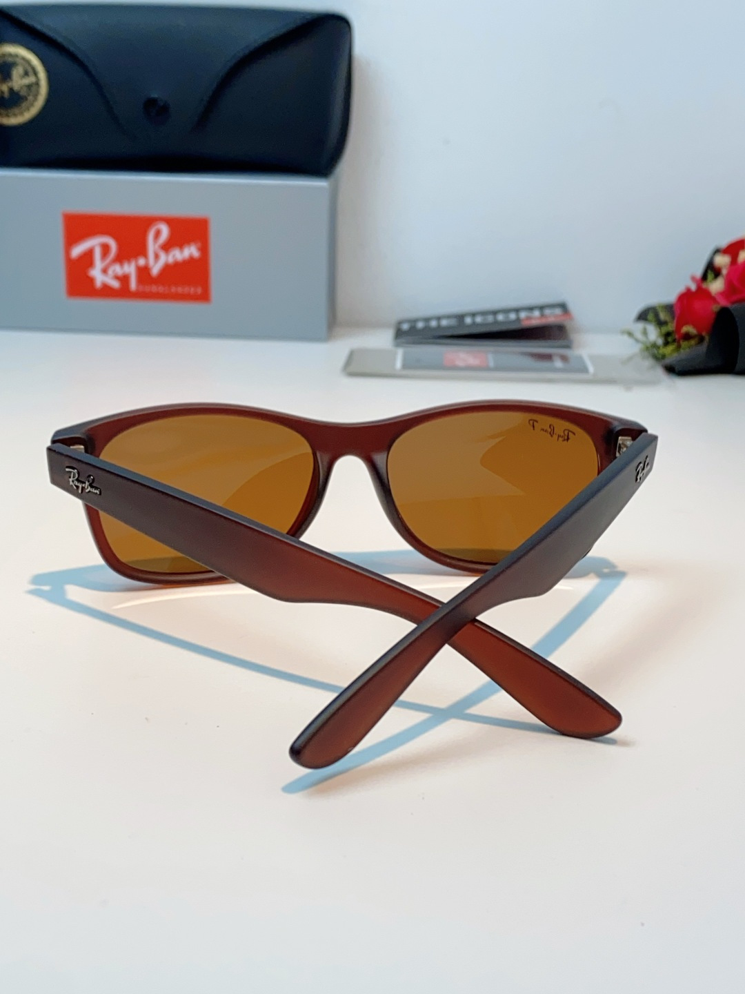 雷朋Ray‑Ban｜经典旅人系列墨镜，经典Wayfarer方框版型，万年不过时，不挑脸型不挑性别，男女同